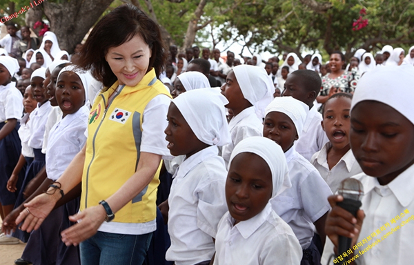 [이창옥의 아이러브아프리카] 이창옥의 아프리카 초등학교 우물파기